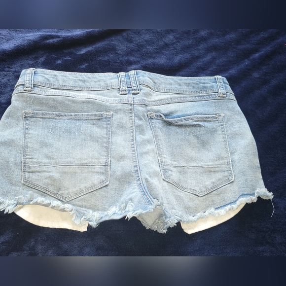 DENIM SHORTS - Picture 8 of 9